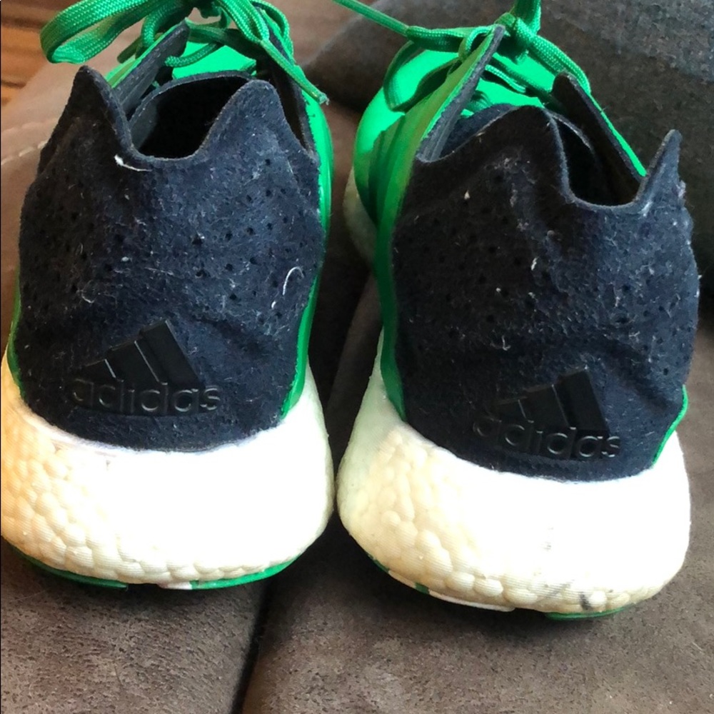 OG Adidas Boost - Picture 2 of 6
